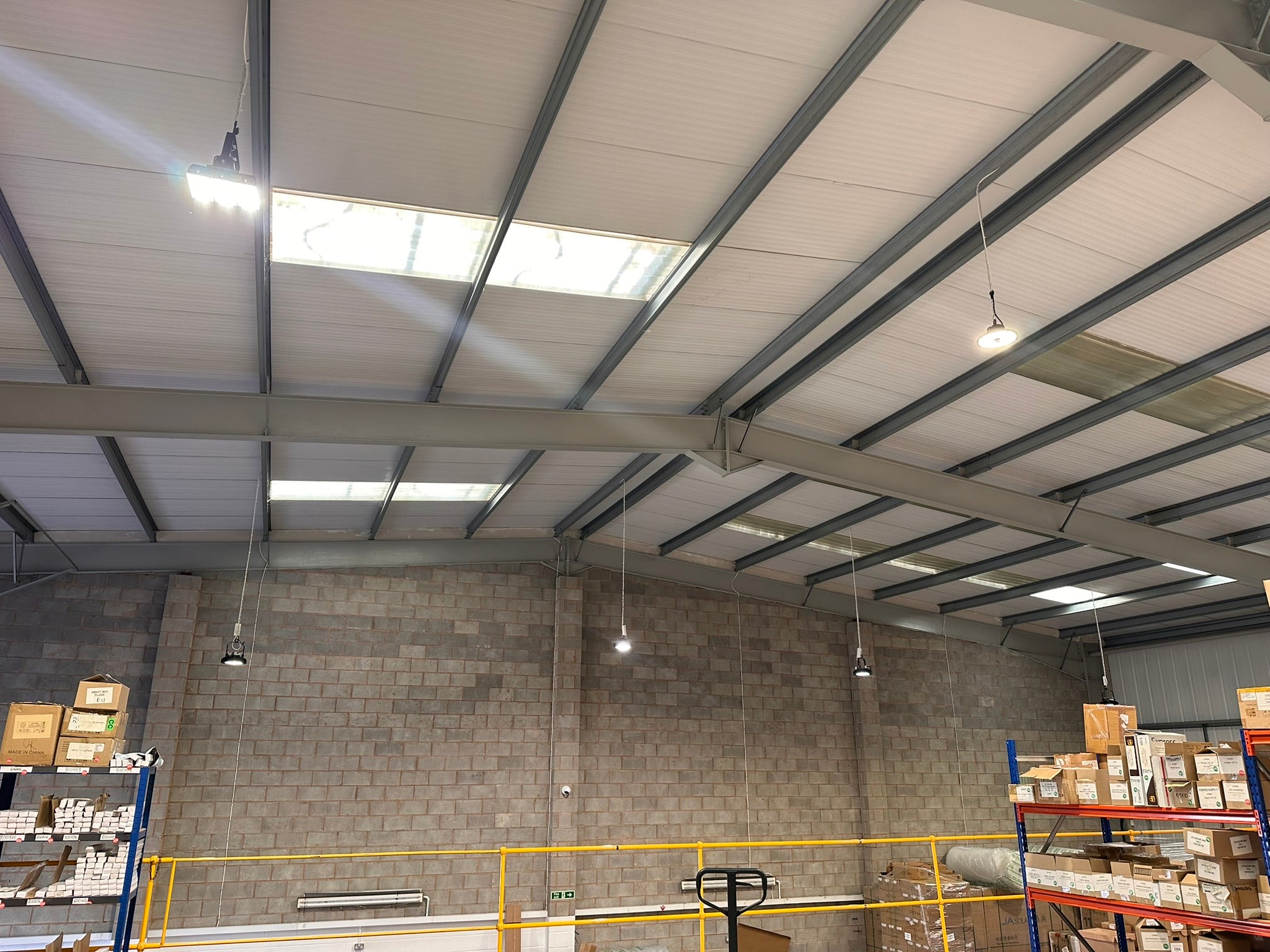 Paragon LED Bay Light used in a commercial high ceiling lighting installation