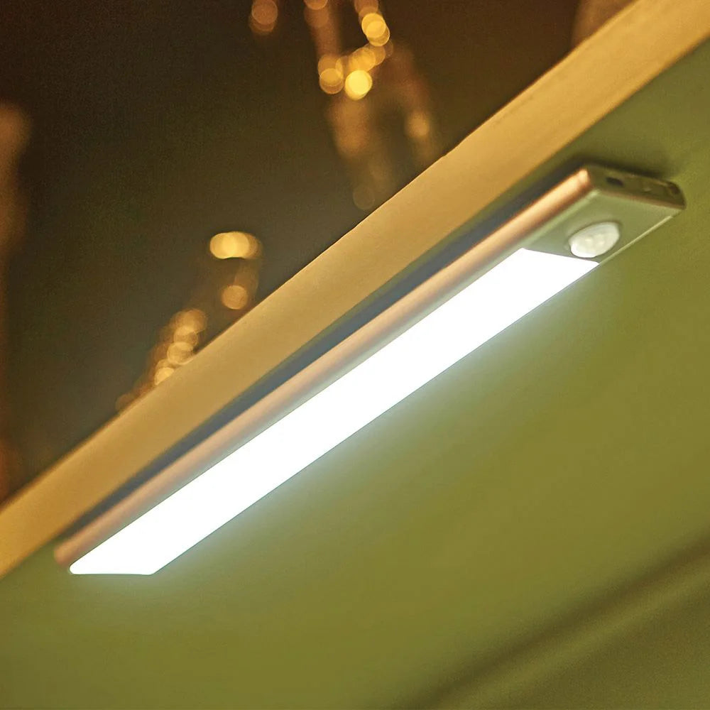 LED Blade 23.5CM. Under cabinet Light. Battery Powered. Rechargeable