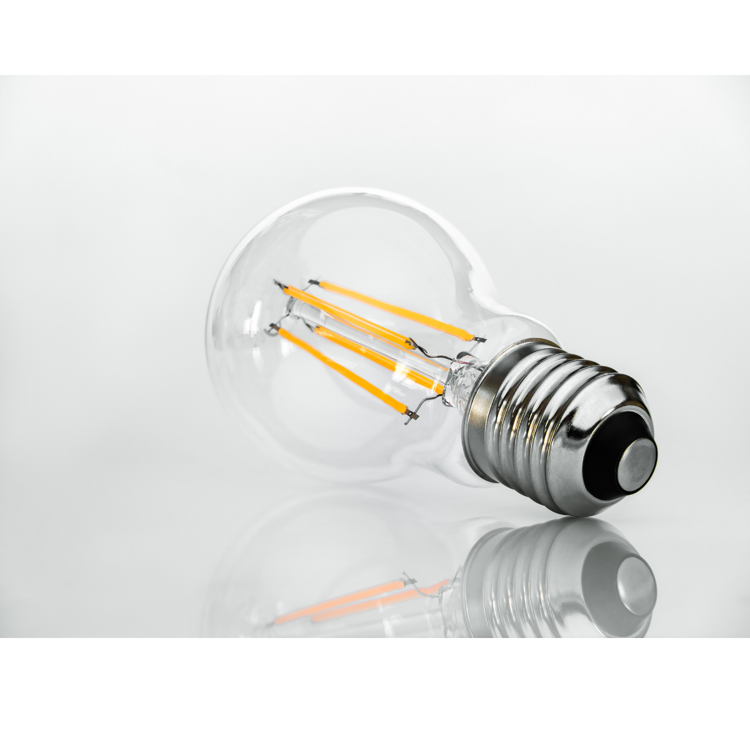 LED Filament Retro Light Bulb 8W Warm White Dimmable E27 Glass Classic Ledison