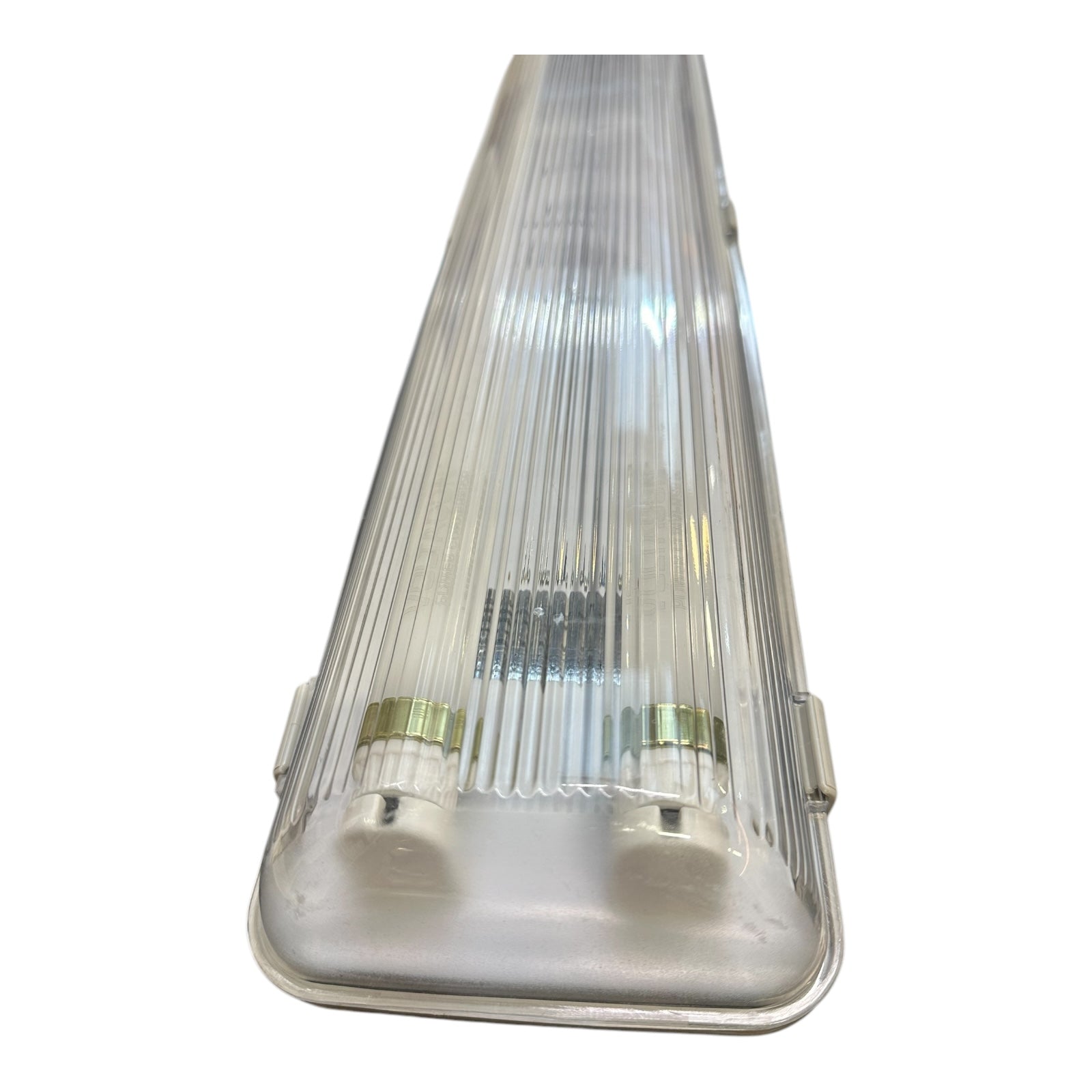 LED Light Fitting 150cm 44W Twin T8 Tube Fitted - Garage/Utility/Warouse